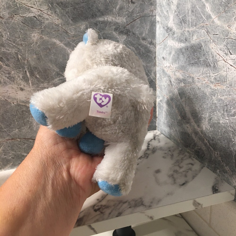 Ty Beanie Babies Beanie Boo's Tundra the polar bear - Picture 6 of 6